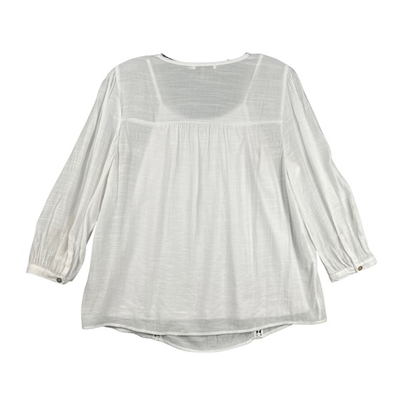 Figueroa & Flower Crochet Trim Blouse Top Size Petite/Medium White Lightweight - Picture 2 of 5